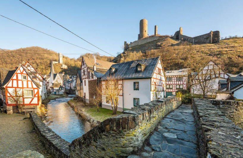 Philippsburg, Monreal, Germany