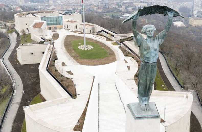 Citadel, Hungary