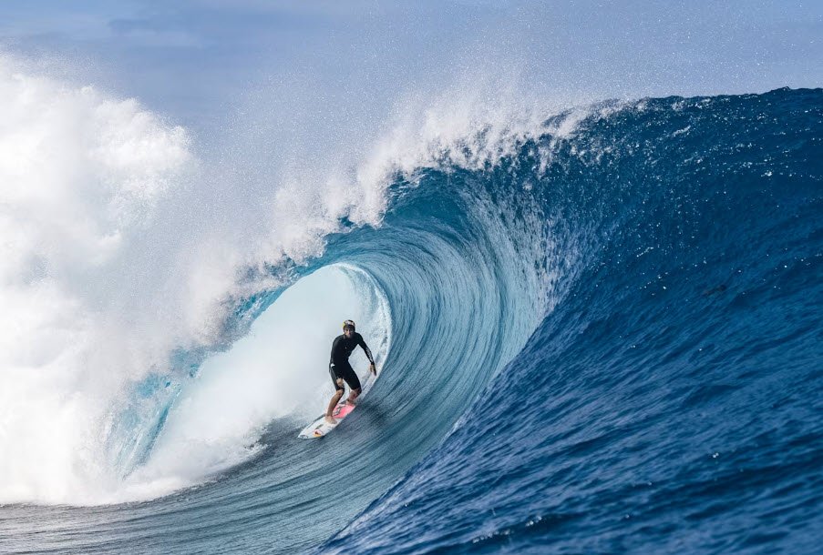 Teahupo'o, French Polynesia, France