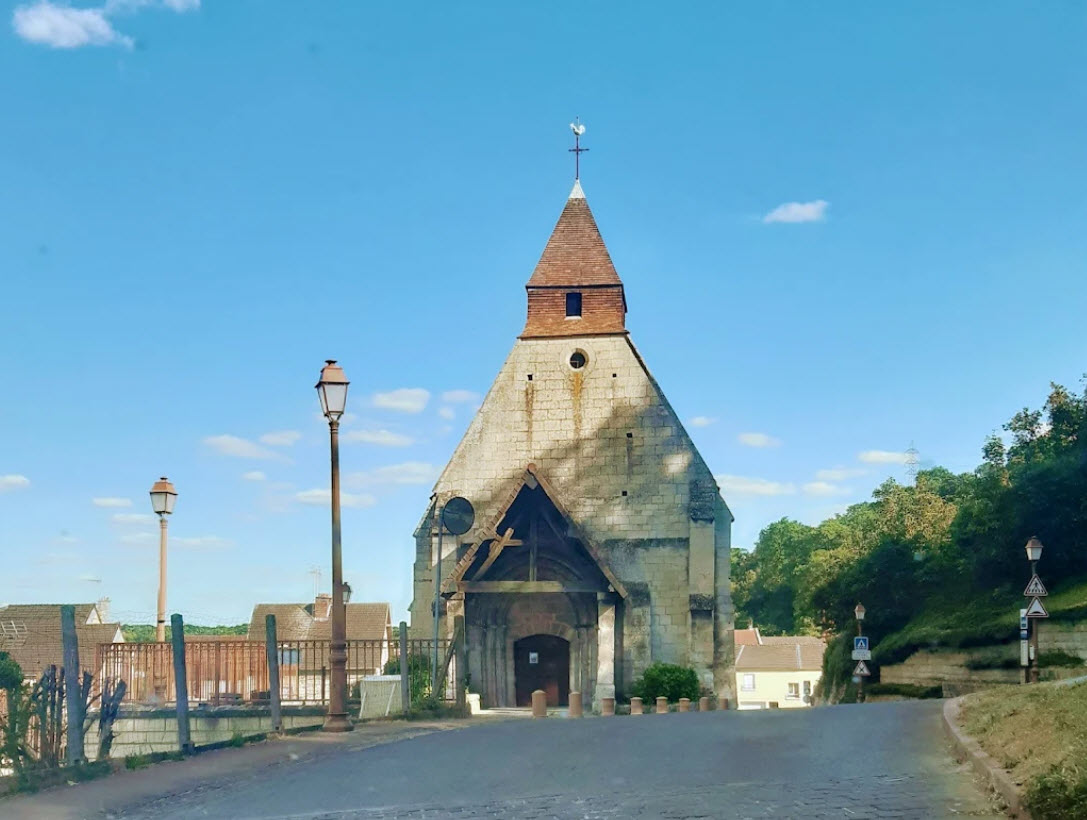 Montataire, France