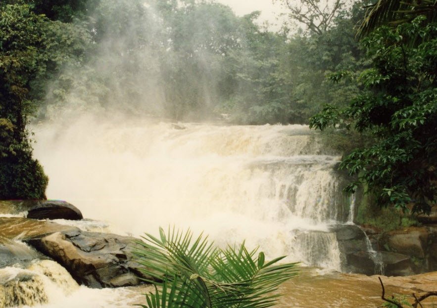 Loukoula Falls, Bouenza Department, DR Congo