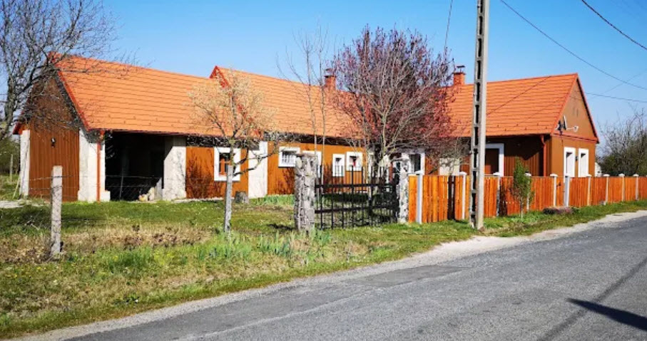 Döröske, Hungary
