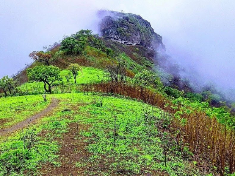 Bhaskargad, Harshewadi, Maharashtra, India