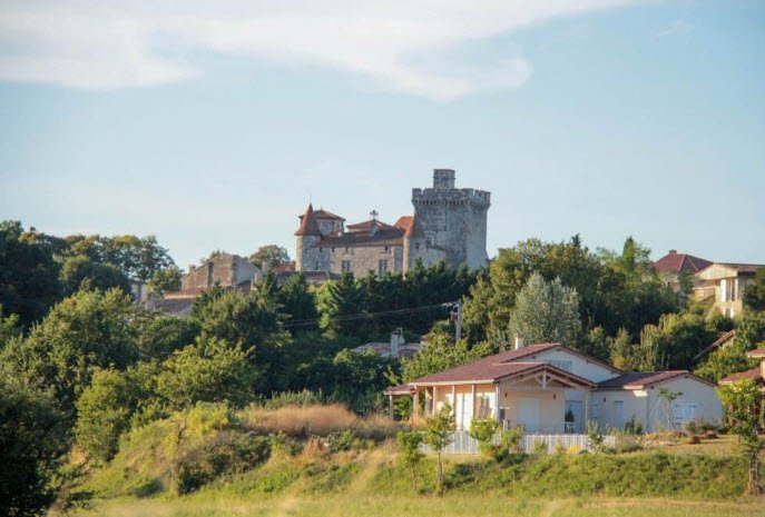 Xaintrailles, France, France