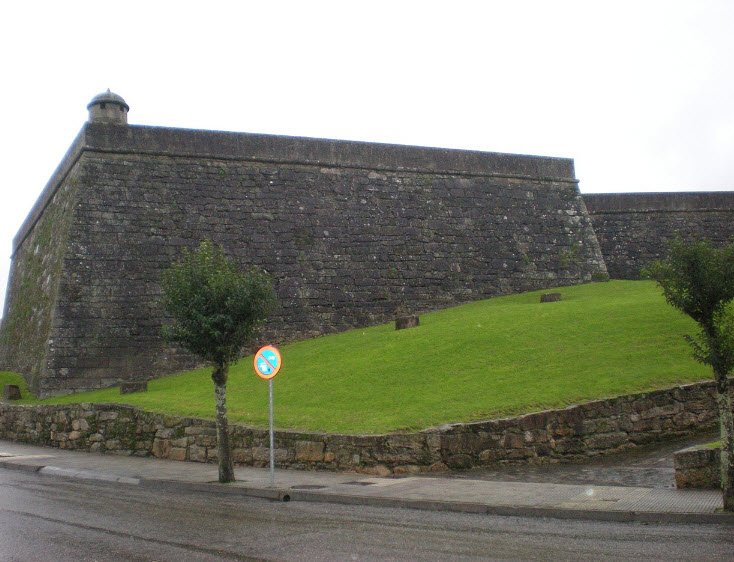 Castelo de Salvaterra, Spain
