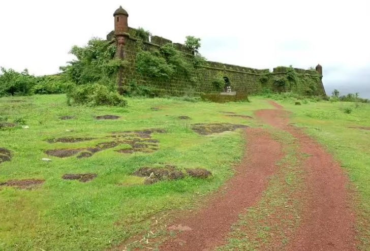 Sankhali Fort, Sanquelim, Goa, India