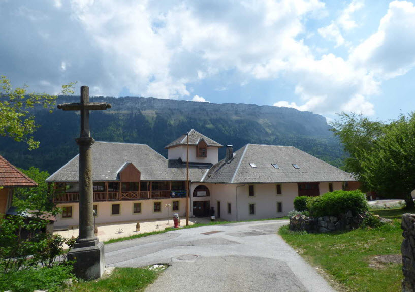 Sales, France